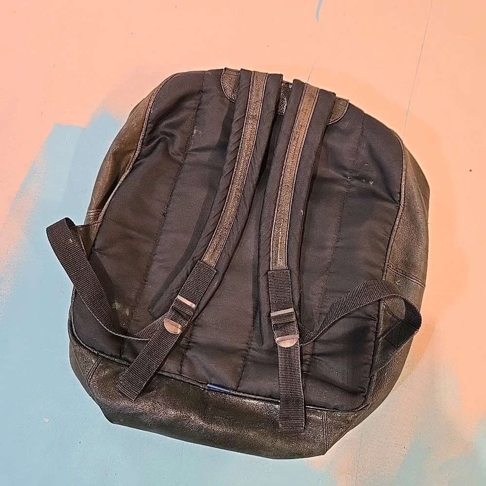 VTG Genuine Leather Backpack Brown Distressed Large Pockets Travel College 1990s